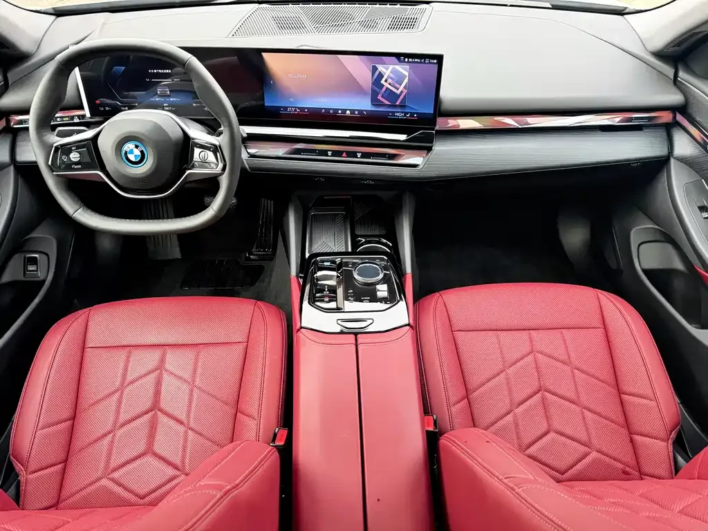 BMW i5 2025 из CN, фото 7