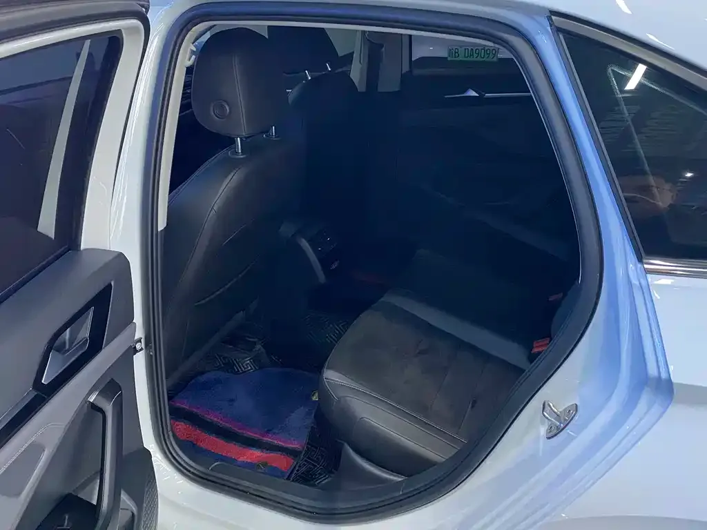 Volkswagen Sagitar 2021 из CN, фото 4