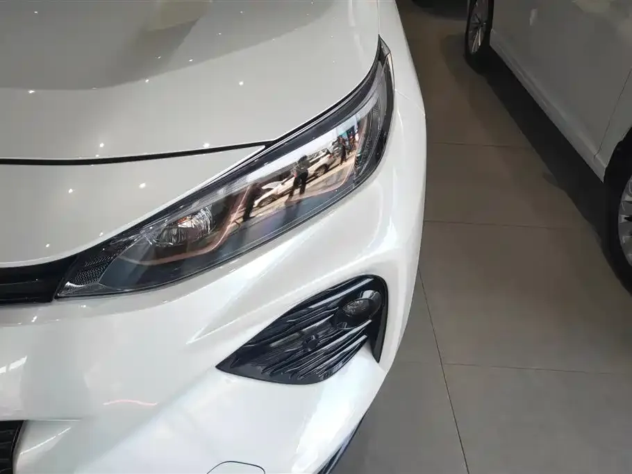 Toyota Wildlander 2024 из CN, фото 8
