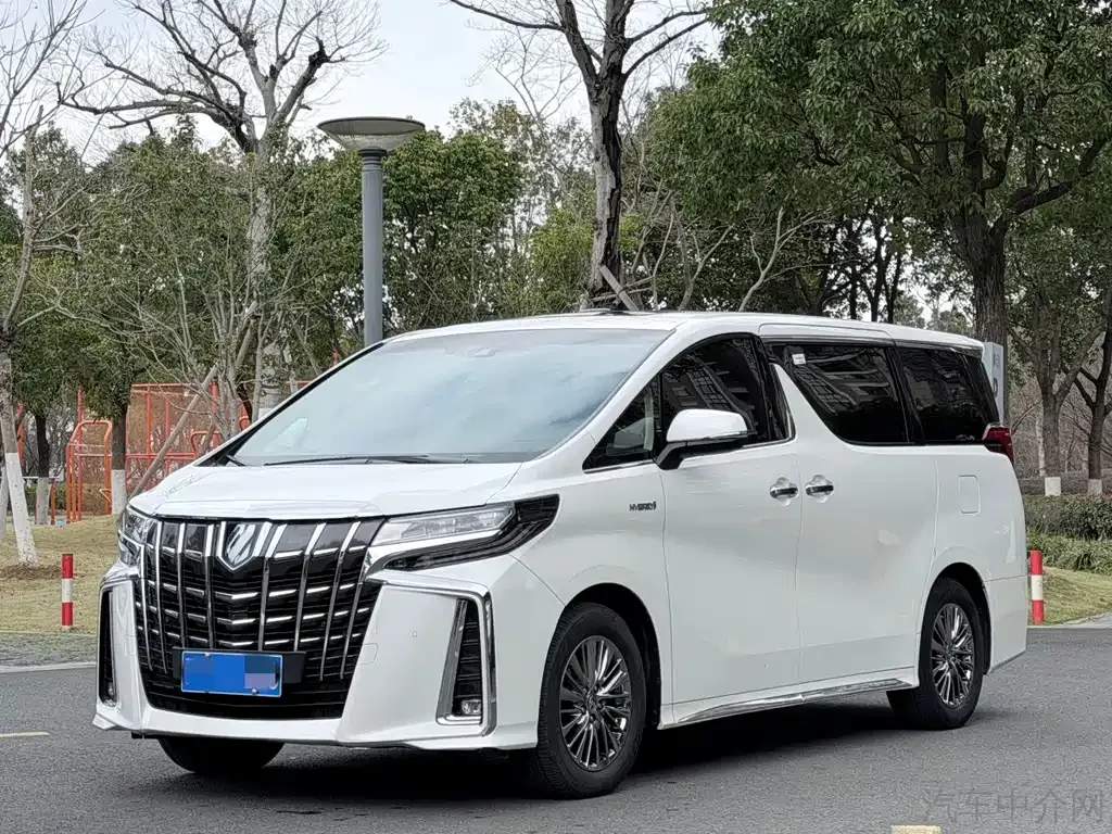 Toyota Alphard 2022 из CN, фото 1