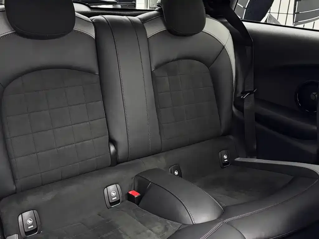 MINI JCW (John Cooper Works) 2022 из CN, фото 6