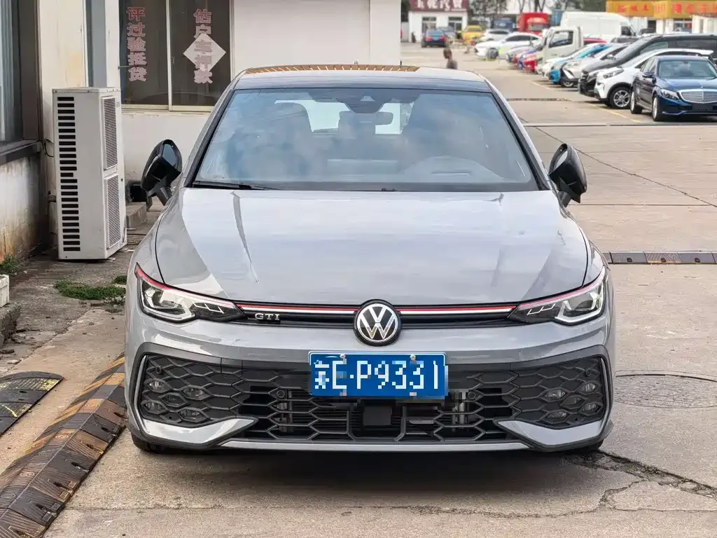 Volkswagen Golf GTI — фото 5