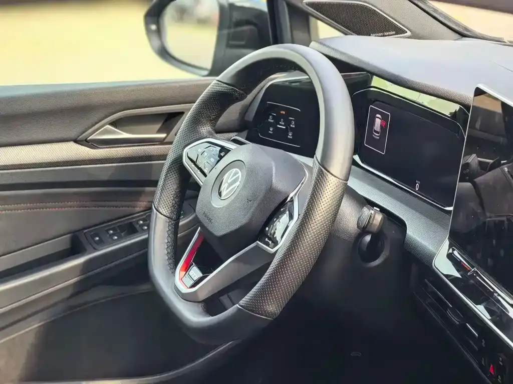 Volkswagen Golf GTI — фото 3