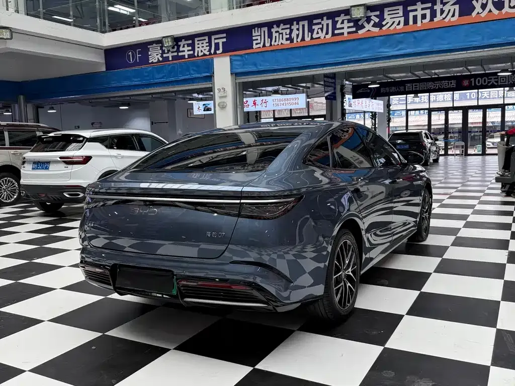 BYD Seal 07 DM-i — фото 4