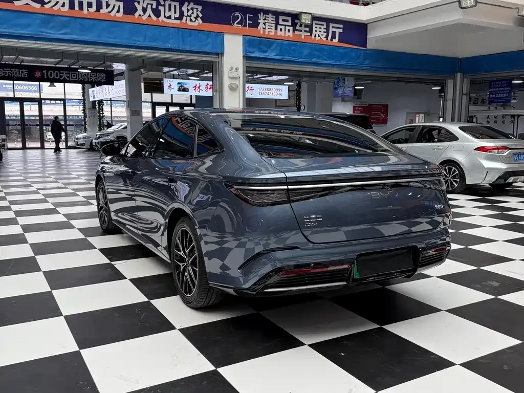 BYD Seal 07 DM-i — фото 8