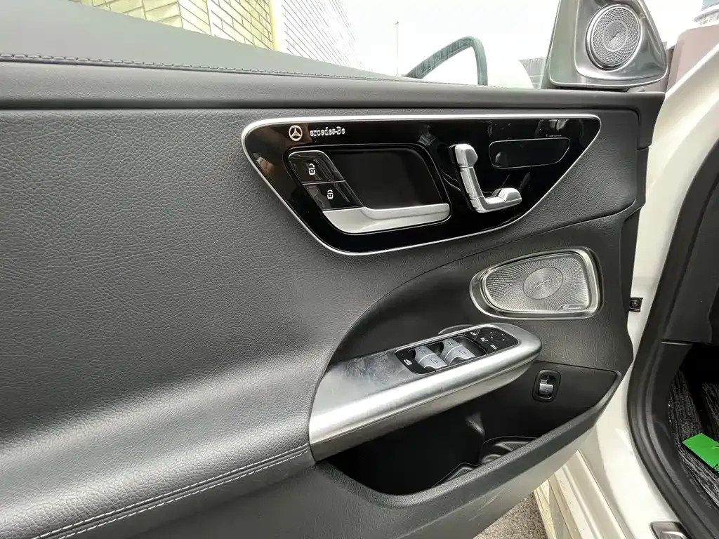 Mercedes-Benz C-Class 2023 из CN, фото 3