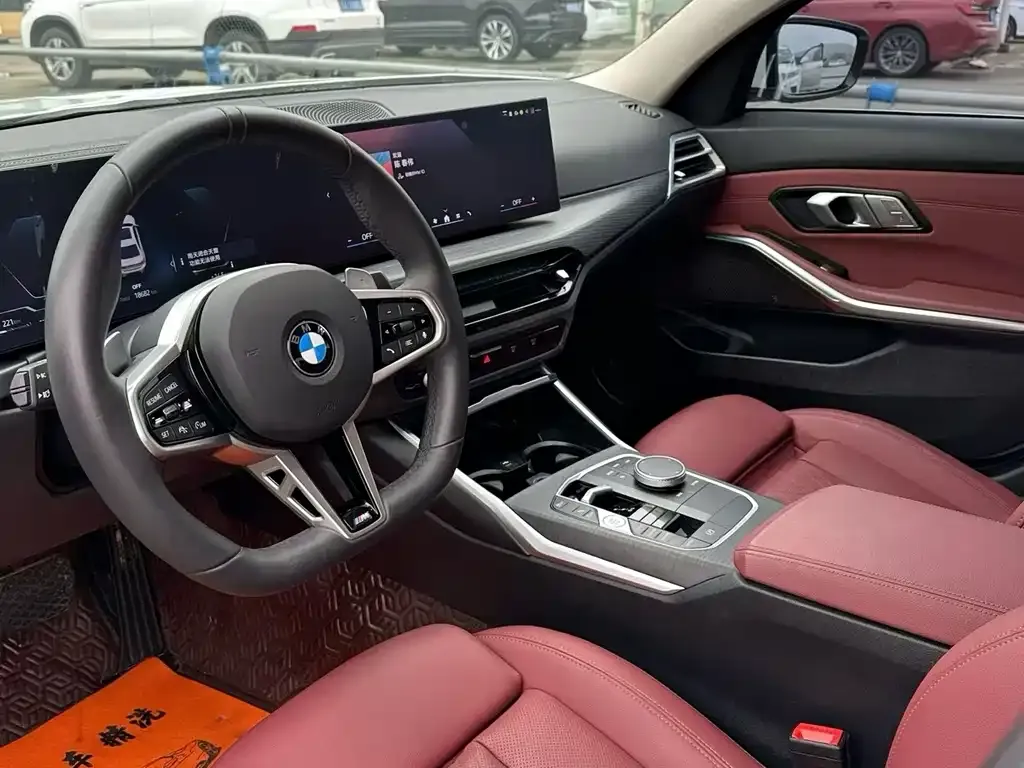 BMW 3 Series 2024 из CN, фото 2