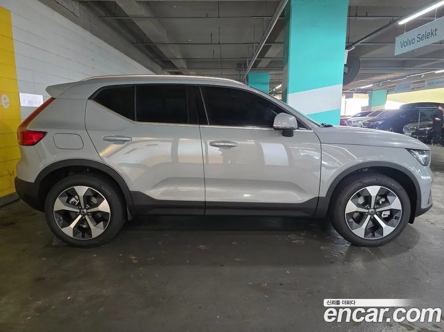 Volvo XC40 2026 из KR, фото 6