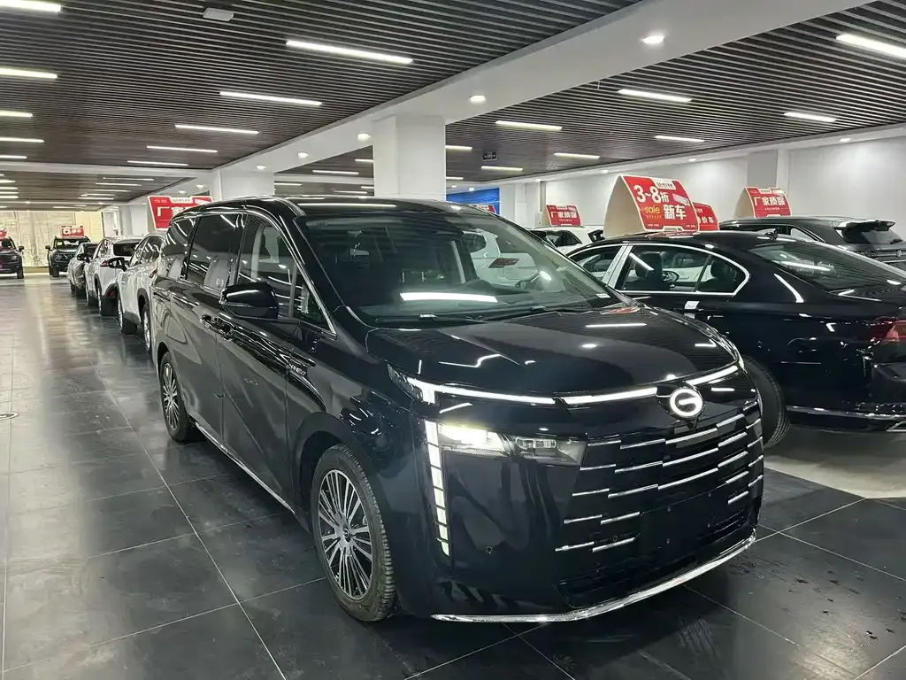 GAC Motor 传祺E8 PHEV — фото 5