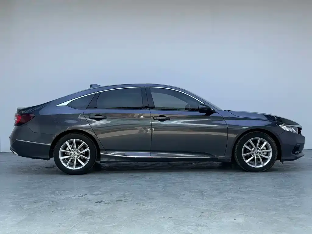 Honda Accord 2023 из CN, фото 2
