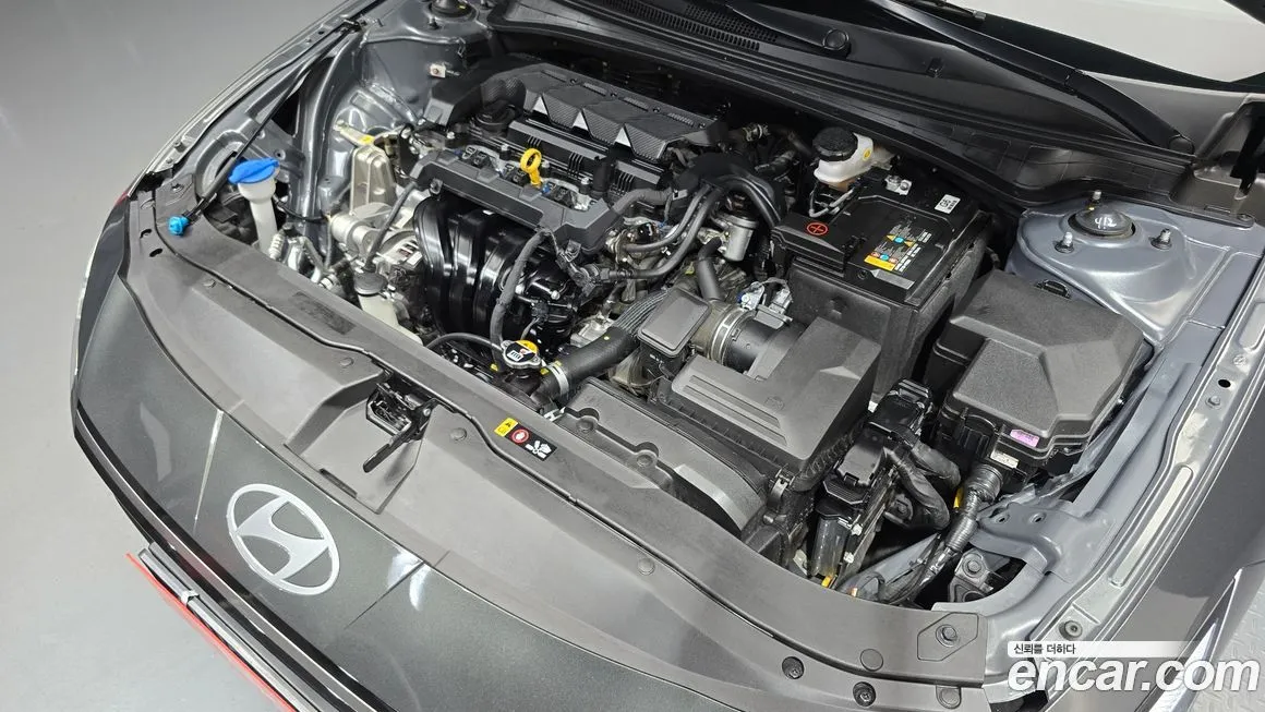 Hyundai AVANTE — фото 8