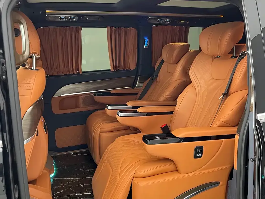 Mercedes-Benz V-Class 2022 из CN, фото 9