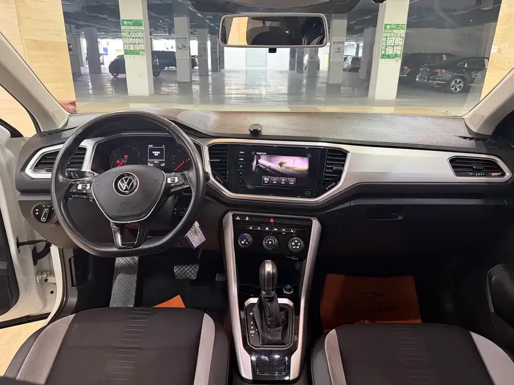 Volkswagen T-Roc 2022 из CN, фото 9