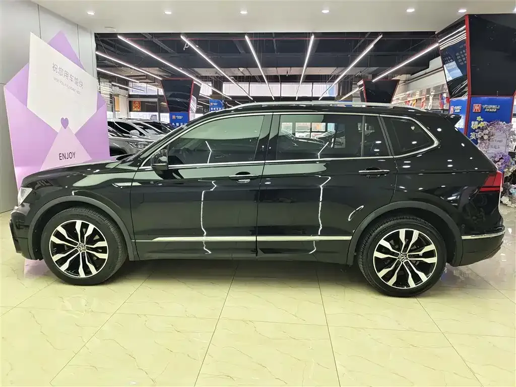 Volkswagen Tiguan L 2021 из CN, фото 5