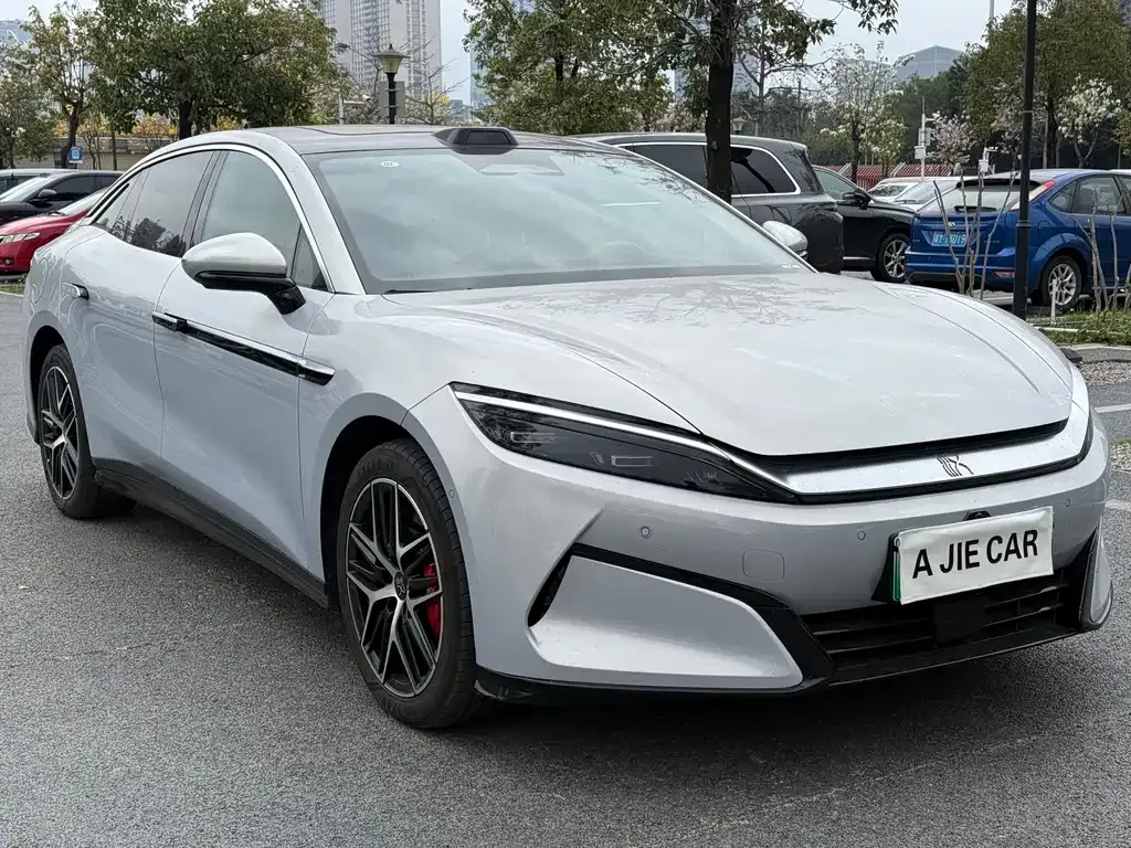 BYD Han L 2025 из CN, фото 8