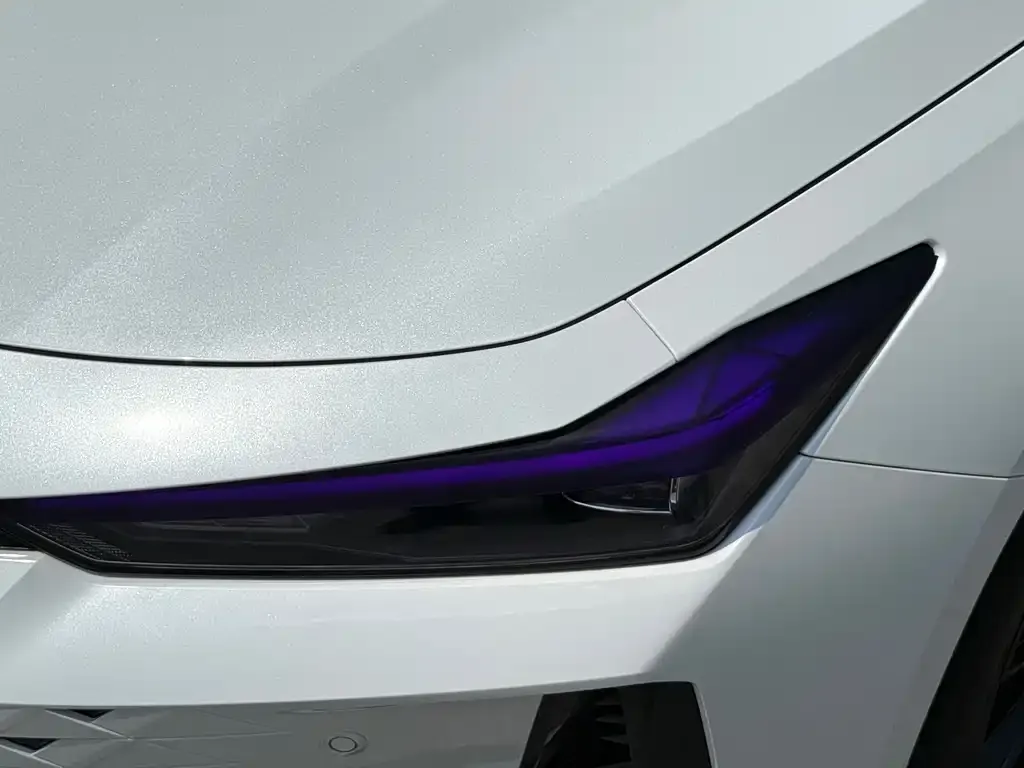 Changan UNI-V 2025 из CN, фото 2