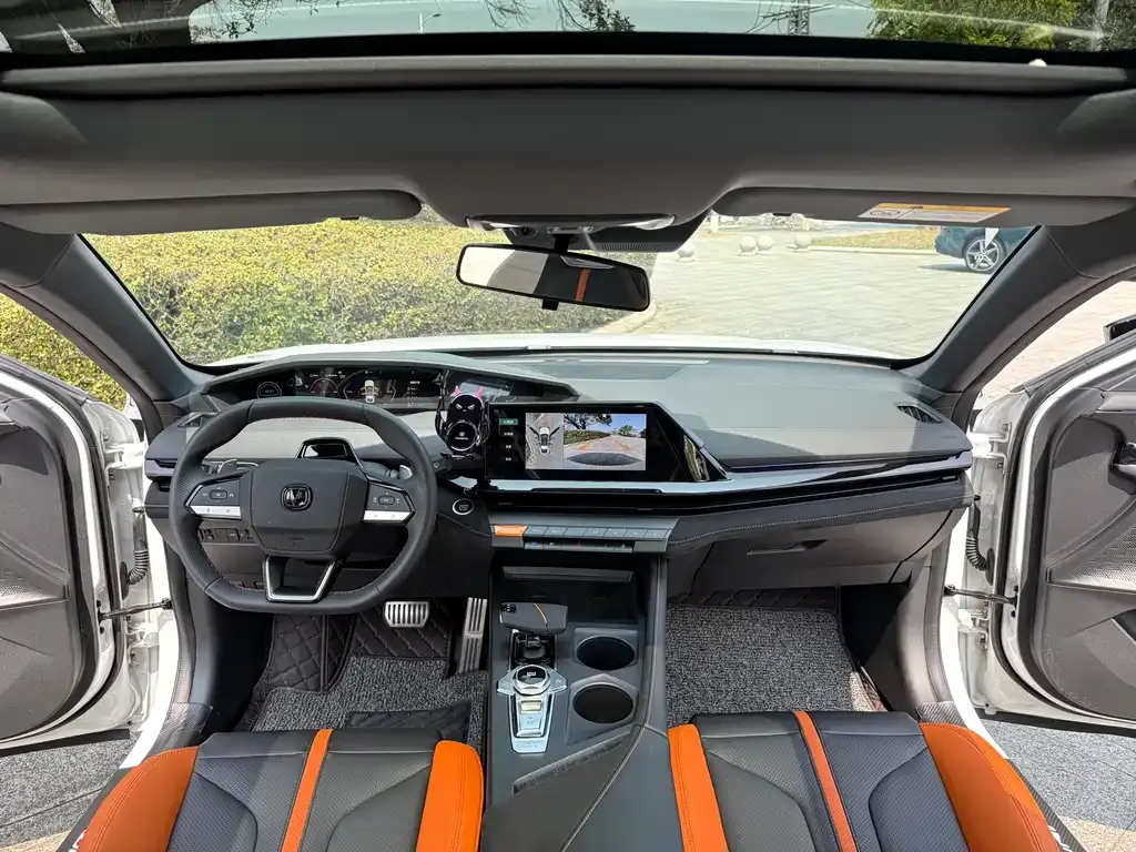 Changan UNI-V 2025 из CN, фото 10