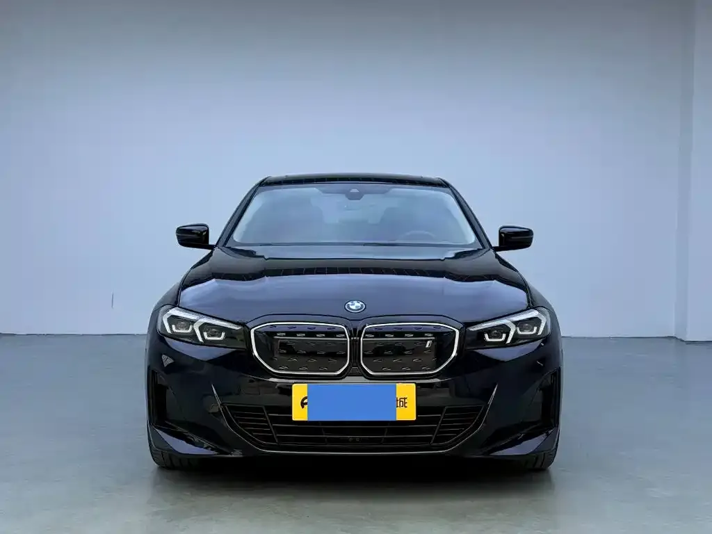 BMW i3 2024 из CN, фото 2