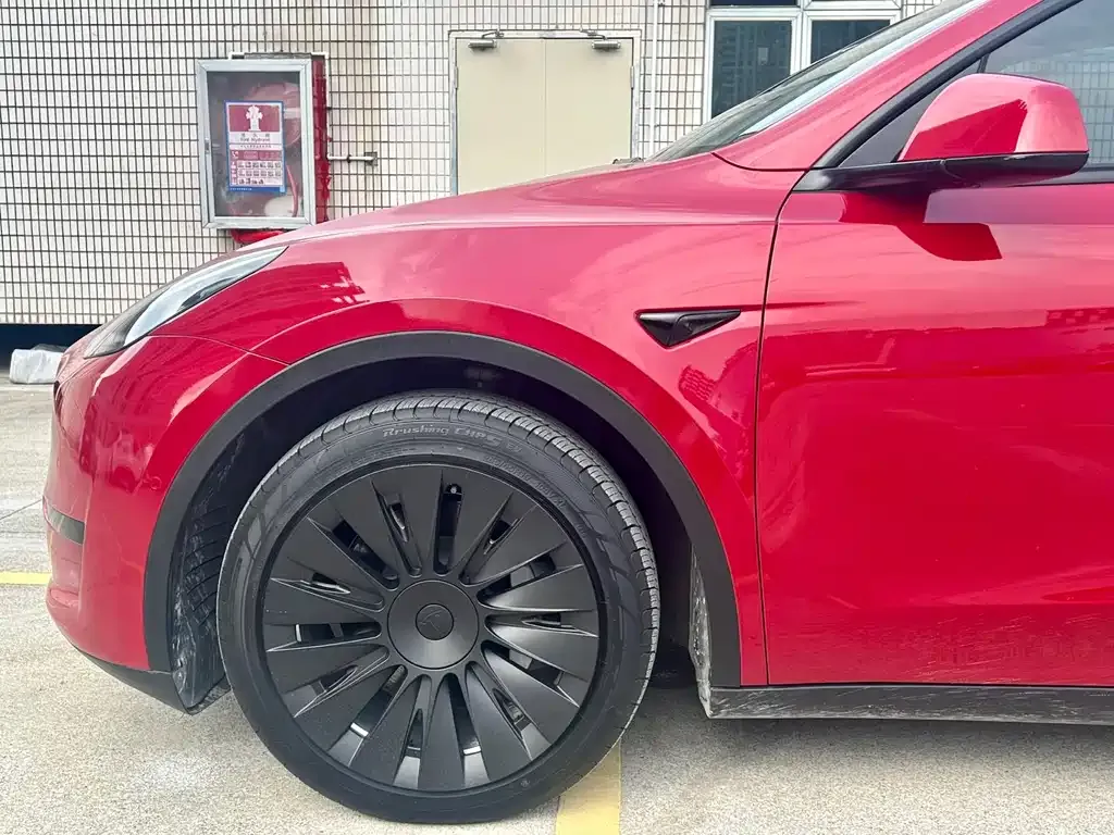 Tesla Model Y 2023 из CN, фото 4