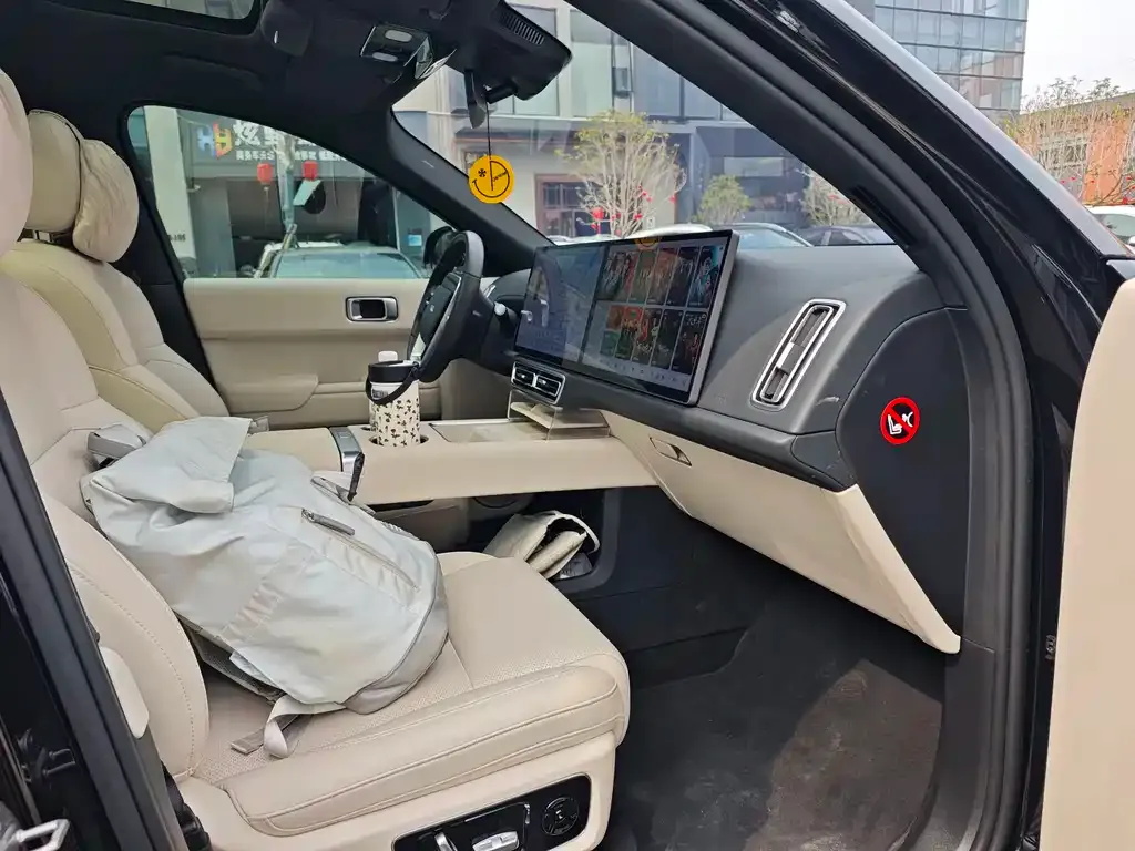 Li Auto L8 2023 из CN, фото 3