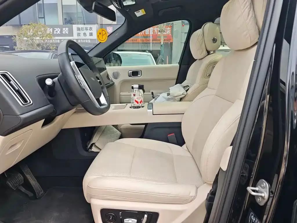Li Auto L8 2023 из CN, фото 2