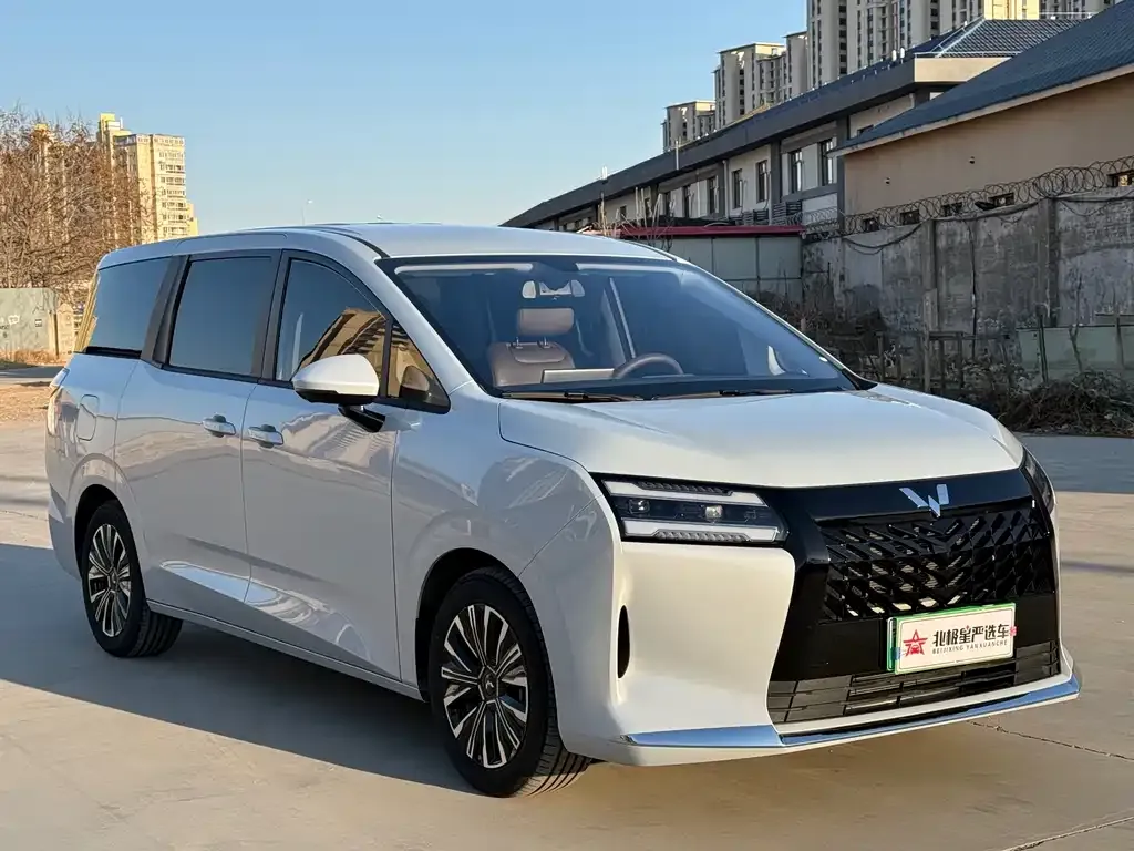 Wuling Starlight 730 New Energy — фото 3