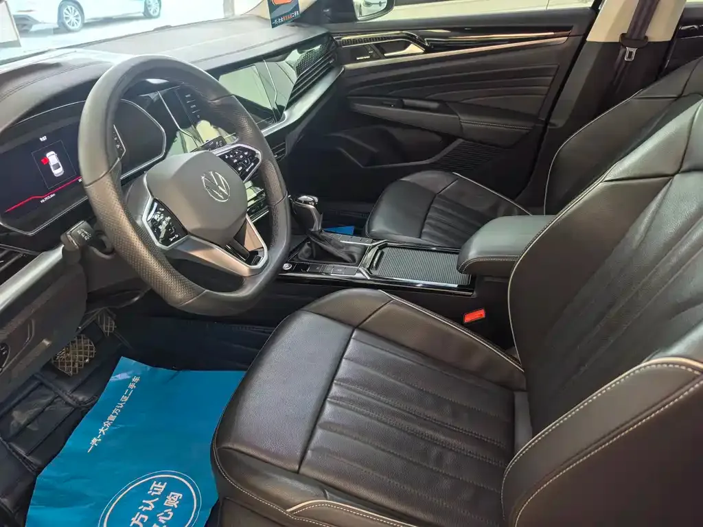 Volkswagen Passat — фото 8