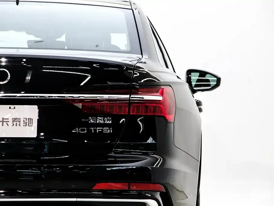 Audi A6L — фото 10