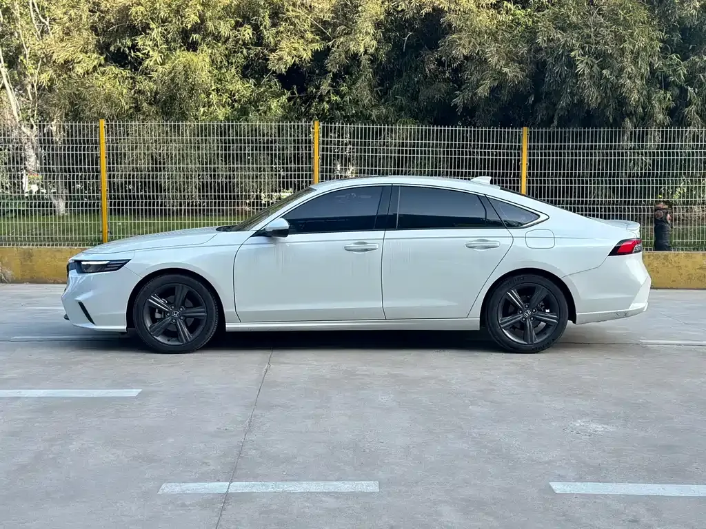 Honda Inspire 2024 из CN, фото 9