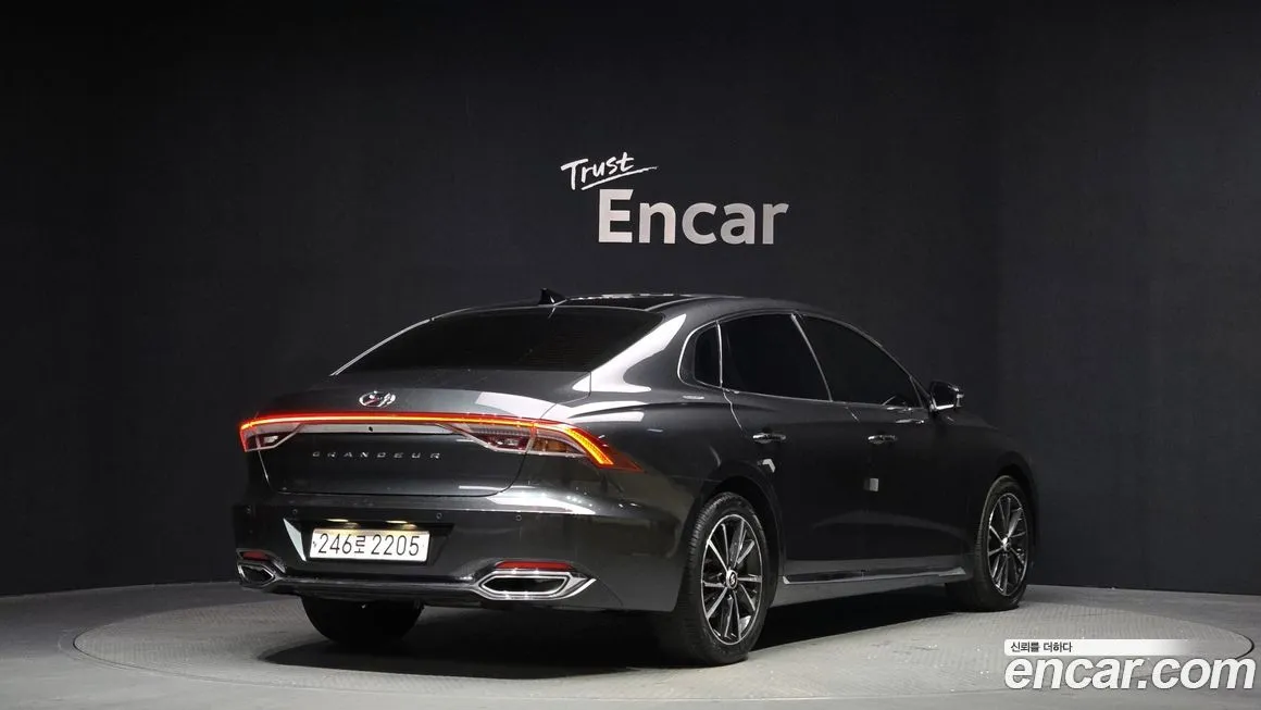 Hyundai Grandeur 2022 из KR, фото 3