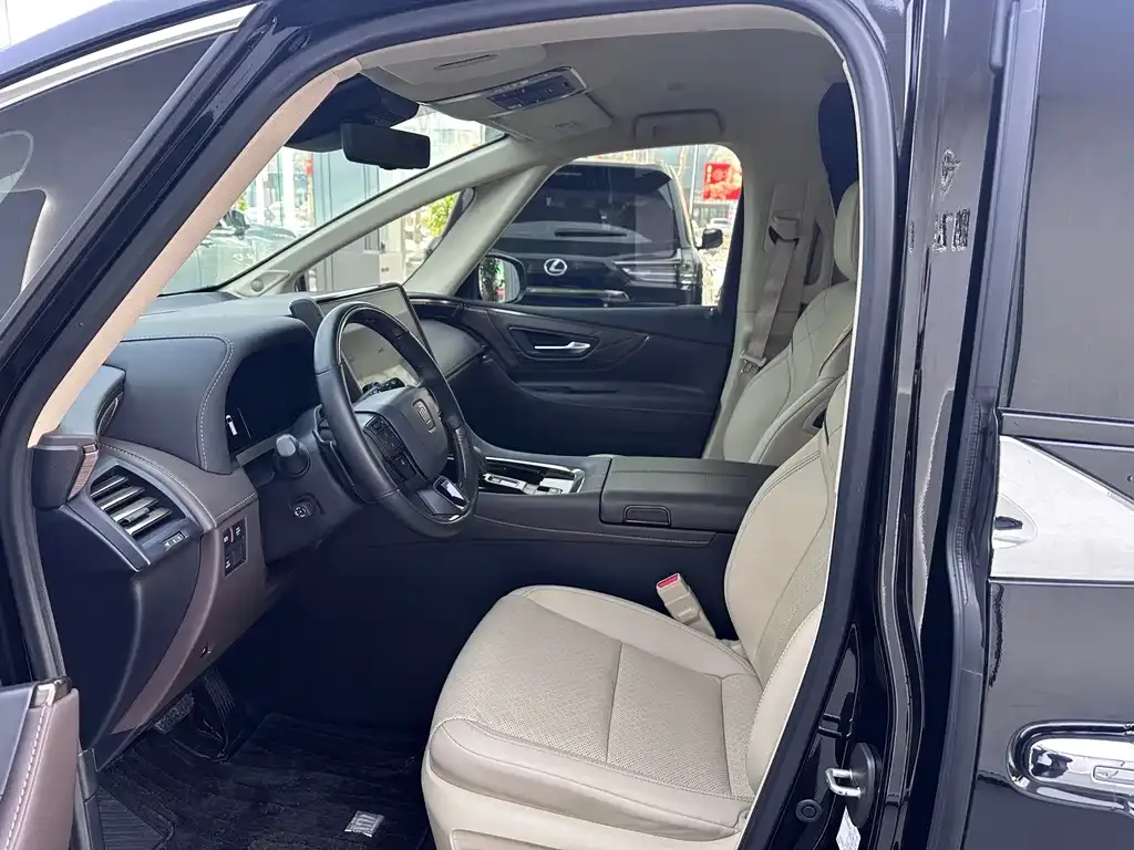 Toyota Vellfire 2023 из CN, фото 4