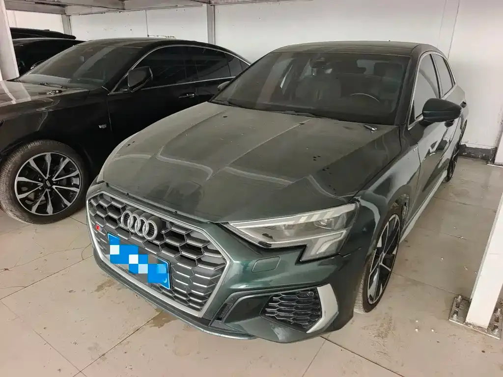 Audi A3 2023 из CN, фото 1