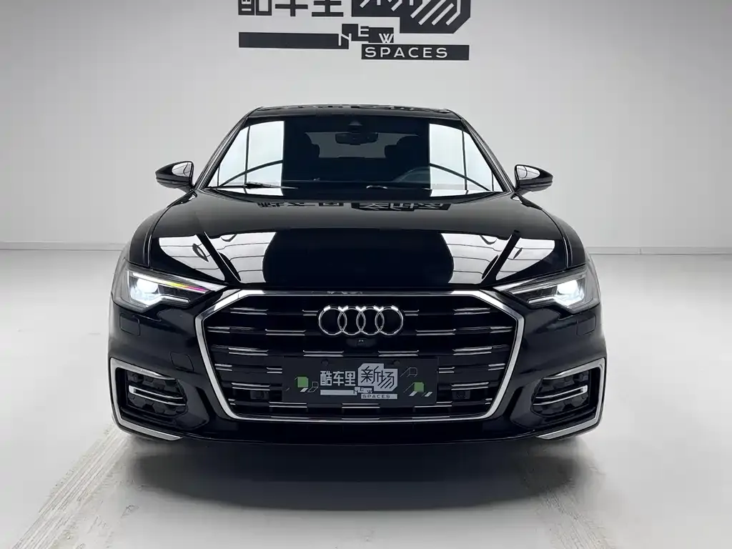 Audi A6L 2023 из CN, фото 3