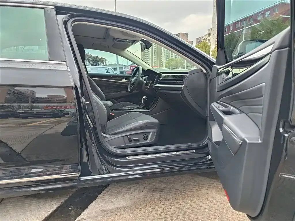 Volkswagen Passat — фото 4