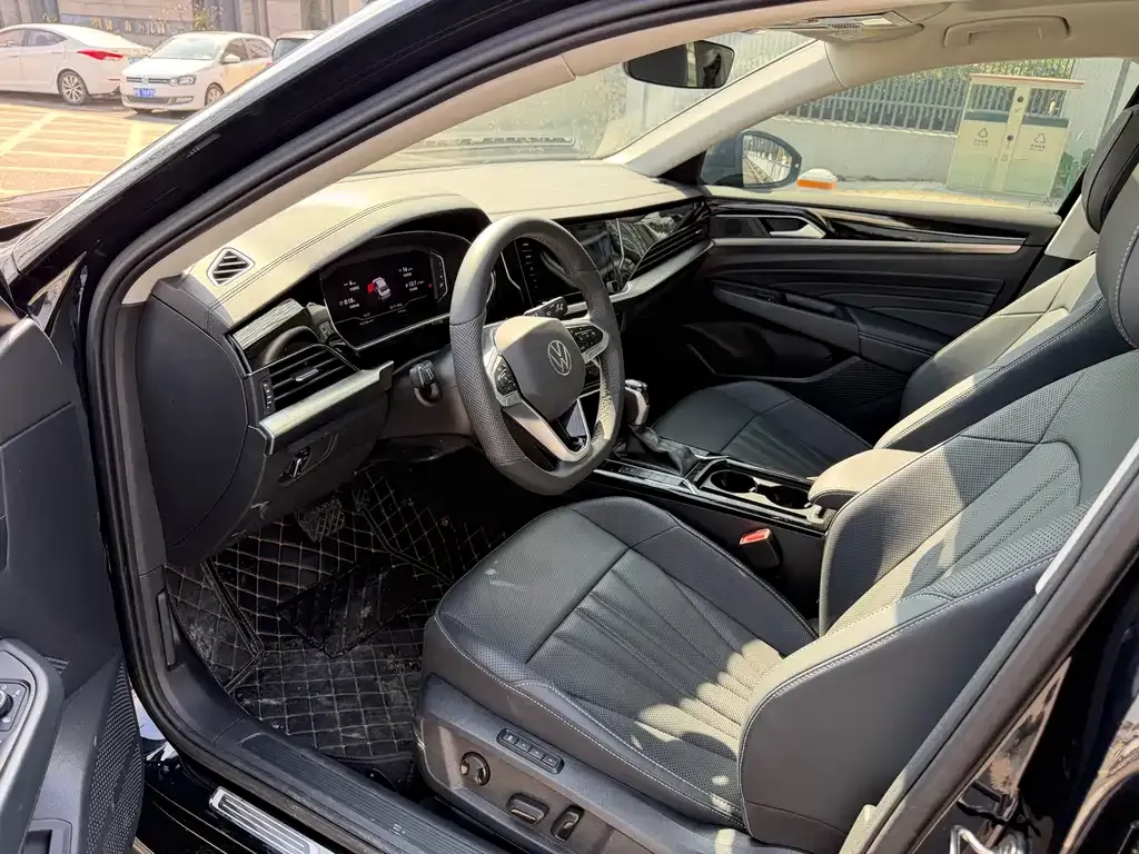 Volkswagen Passat — фото 4