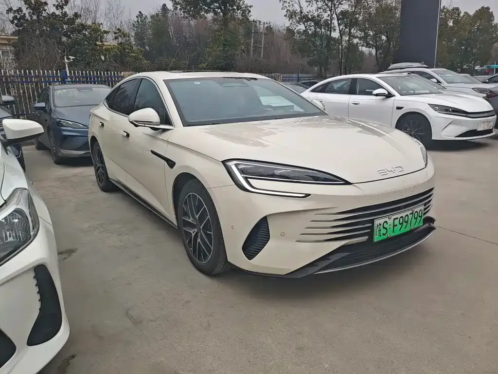 BYD Seal 07 DM-i — фото 4