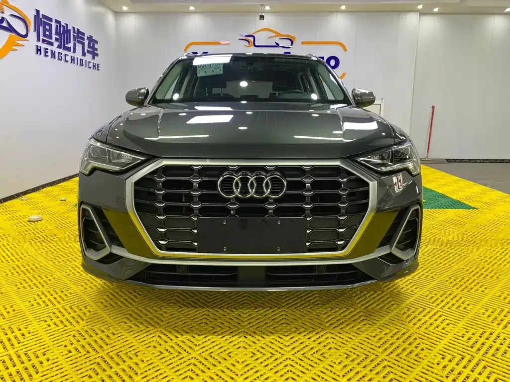 Audi Q3 2023 из CN, фото 3