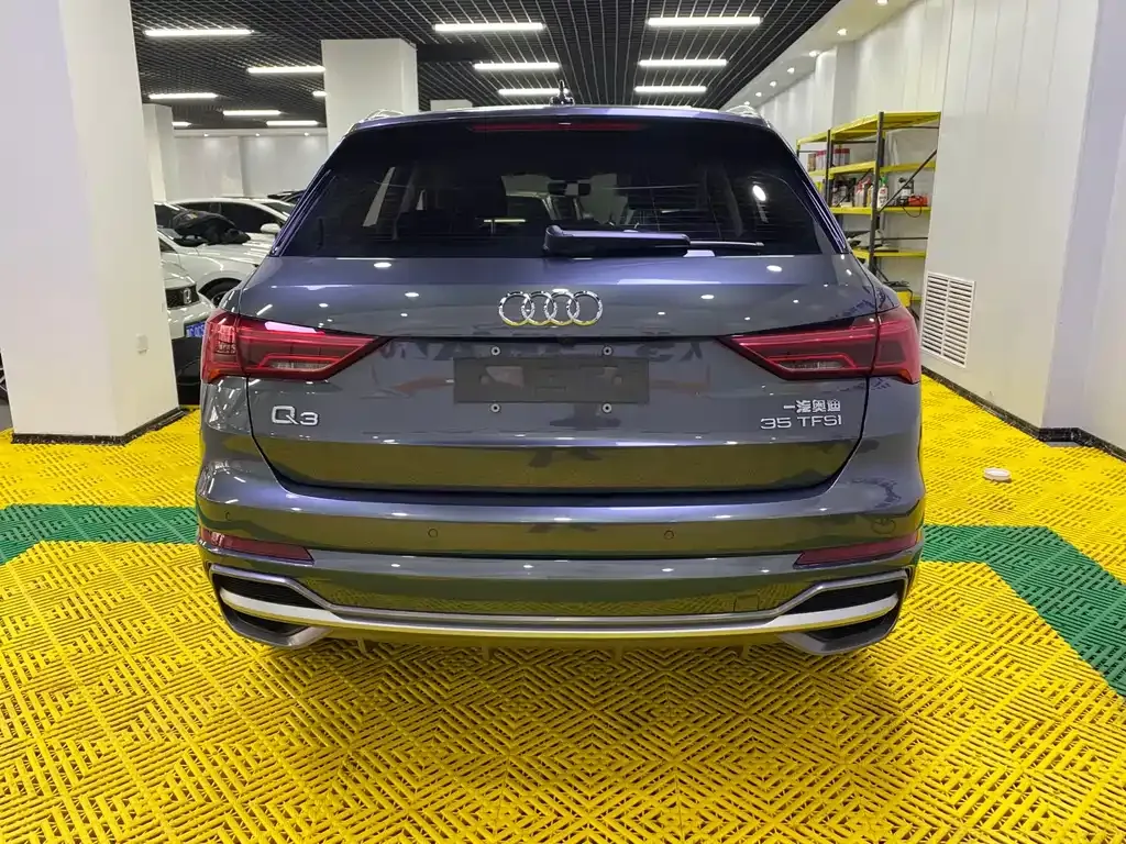 Audi Q3 2023 из CN, фото 5