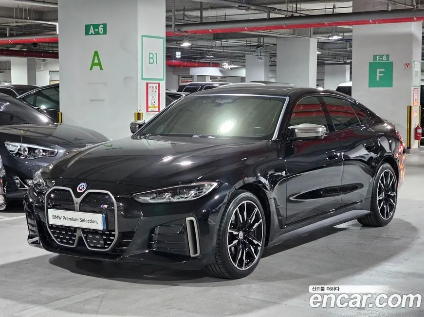 BMW i4