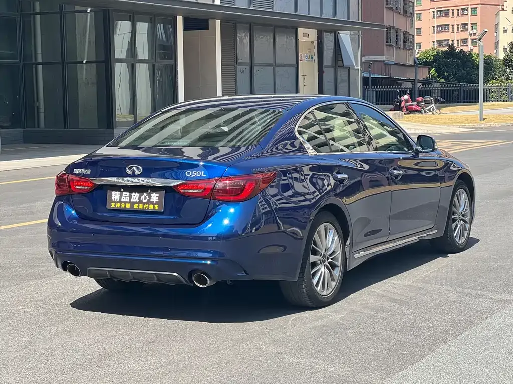 Infiniti Q50L 2021 из CN, фото 5