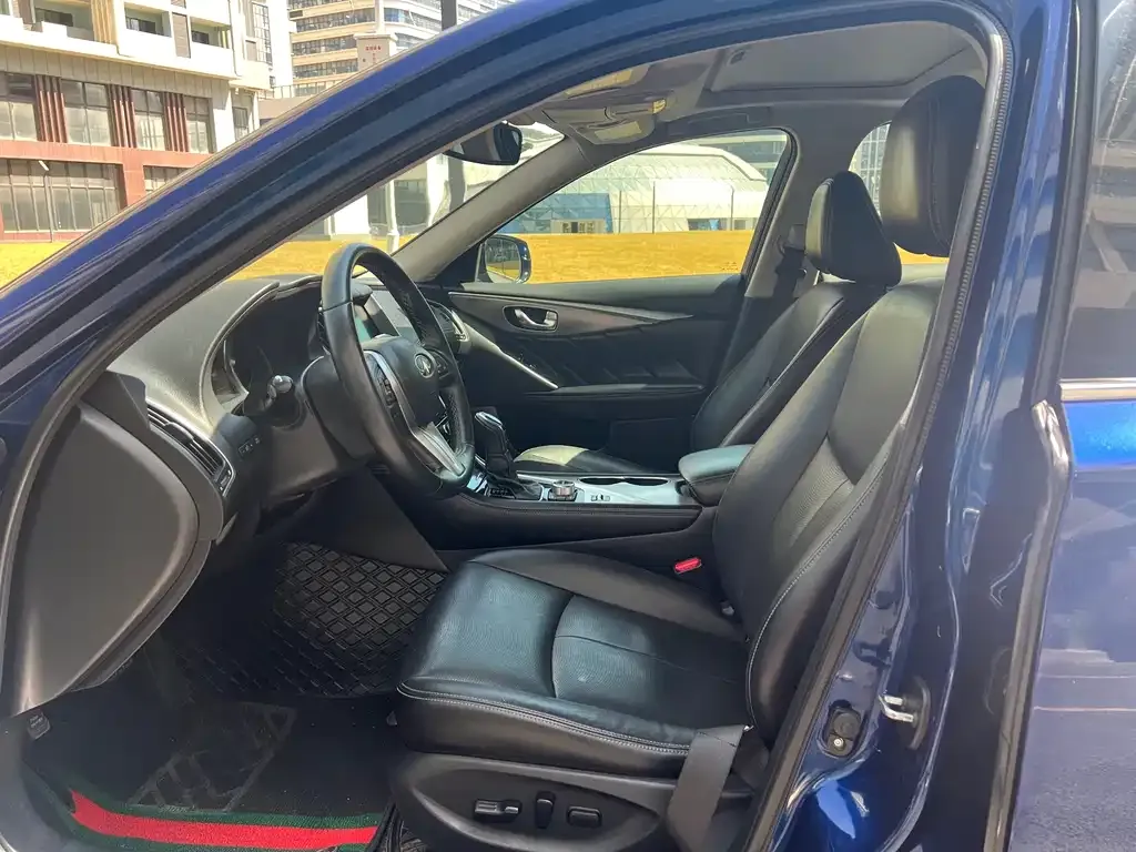 Infiniti Q50L 2021 из CN, фото 6