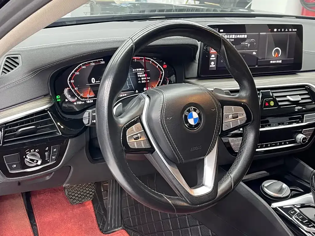 BMW 5 Series — фото 4