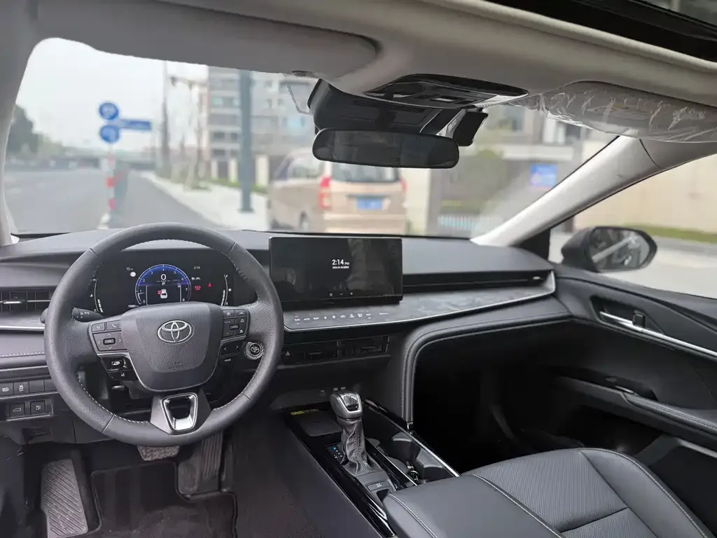 Toyota Camry 2025 из CN, фото 5