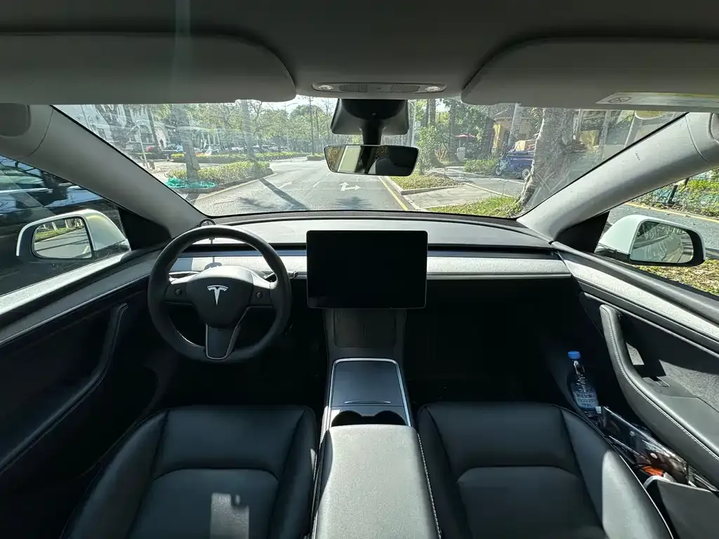Tesla Model Y 2024 из CN, фото 7