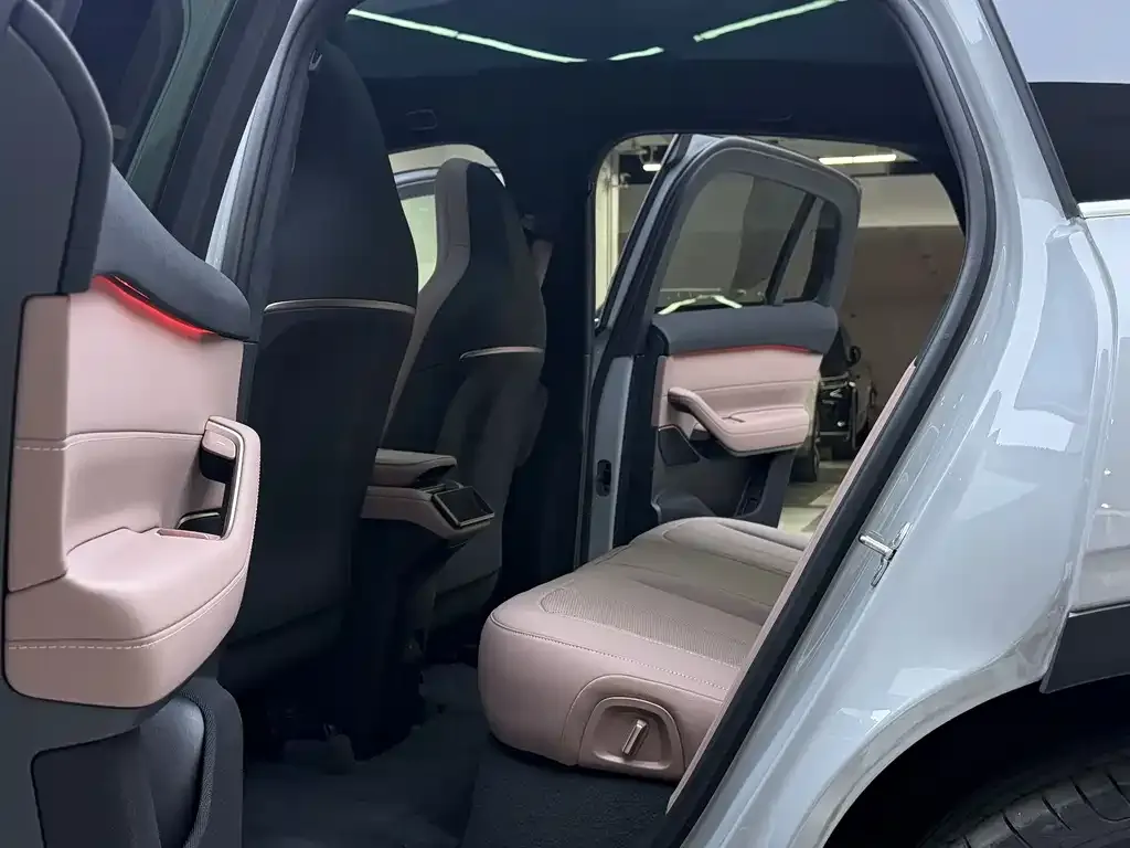 NIO EC6 2025 из CN, фото 8