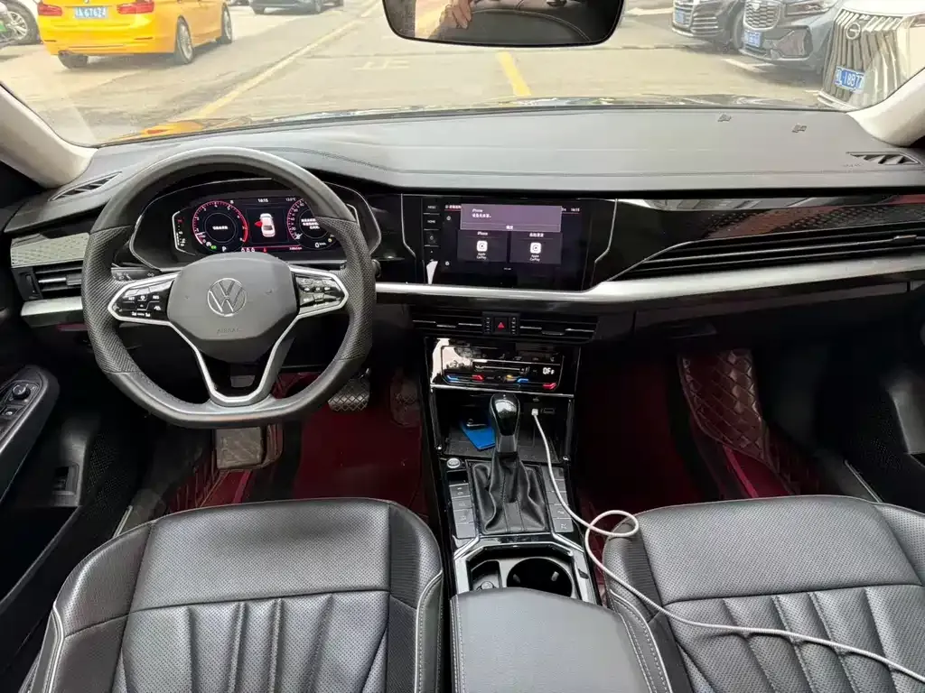 Volkswagen Passat 2023 из CN, фото 9