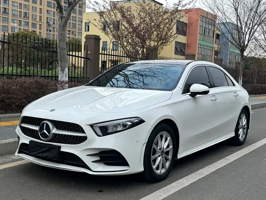 Mercedes-Benz A-Class — фото 1