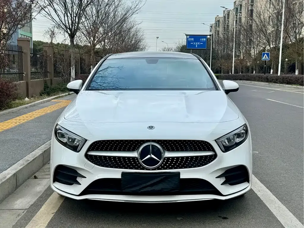 Mercedes-Benz A-Class — фото 9