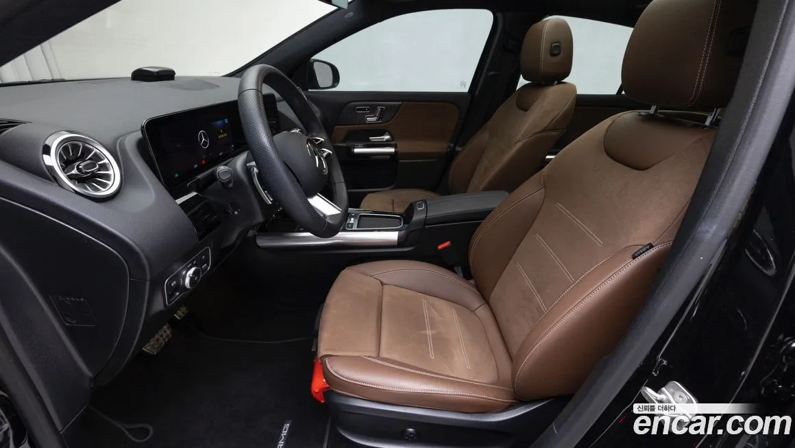Mercedes-Benz GLA-Class — фото 10
