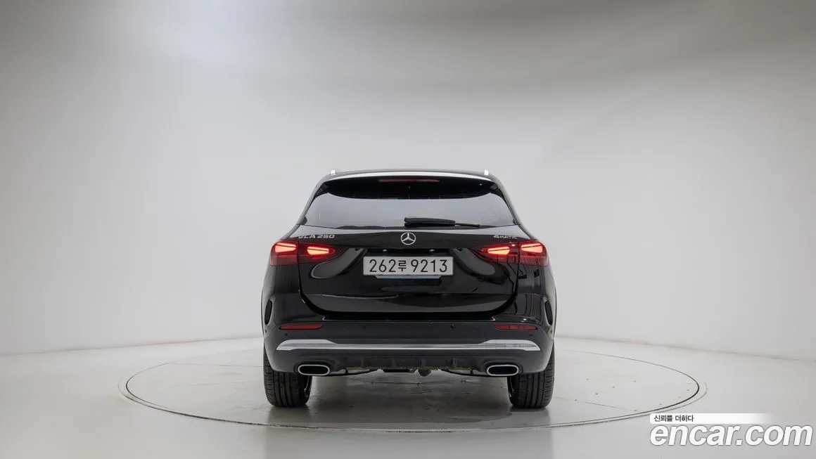 Mercedes-Benz GLA-Class — фото 8